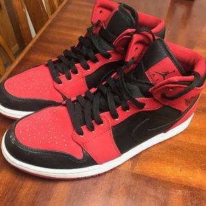 Air Jordan 1 Mid- Gym red - Black